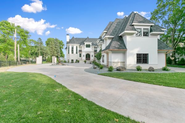 Cost of Concrete Driveway Installation in Reading