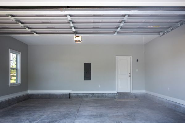 Cost of Garage Floor Installation in Reading