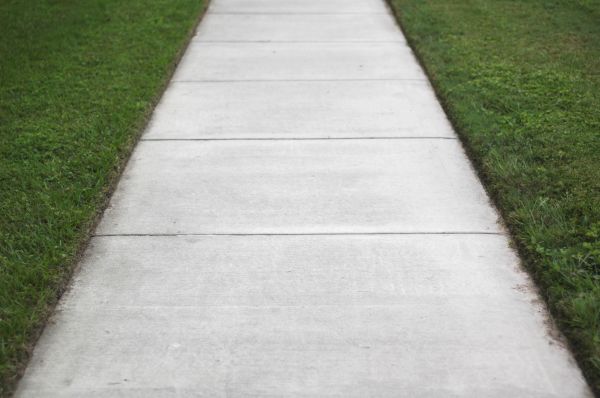 Cost of Concrete Walkway Replacement in Reading