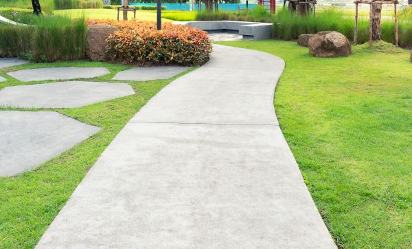 Cost of Path Installation in Reading