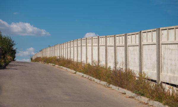 Cost of Cement Fence Installation in Reading