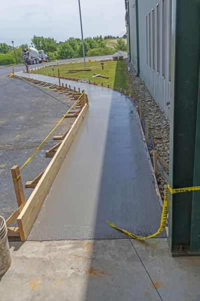 Cost of Concrete Sidewalk Paving in Reading